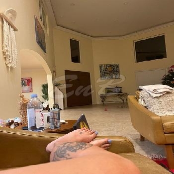 24 Year Voluptious American Escort Alison jenny